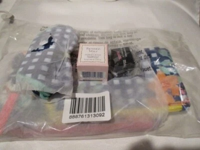 AVON Savannah Blooms Cosmetic Bags w/Sm Blue Print Bag & Gel Shadow & Liner + - Image 1 of 4