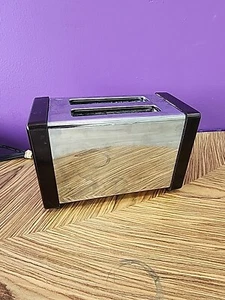 Vintage SUNBEAM Electronic Toaster 2 Slice Chrome w Pastry Control 20180 Works! - Picture 1 of 5