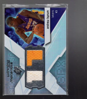 A8826- 2008-09 SPx Winning Materials Jersey Numbers #WMJAB Andrew Bynum jersey - Image 1 of 2