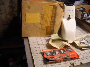 Vintage Oster Model - 435 White Ice Crusher Accessory A ttachment With Box - Picture 1 of 16