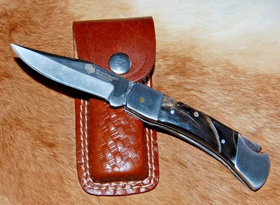 7" Classic Medium Lockback Folding Knife w/ Leather Sheath - Horn Handles - Image 1 of 4