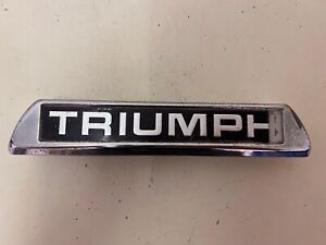 Triumph STAG MK2 ** REAR BUMPER BADGE PLINTH **  -  822609 - USED!
