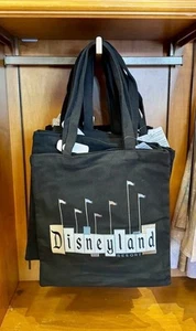 Sac fourre-tout noir brodé Disneyland Resort Marquee 70ème anniversaire - Photo 1/2