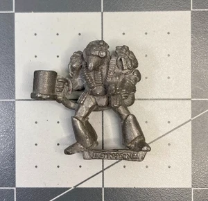 Vintage 40K Rogue Trader SPACE MARINE OIL CAN BEAKIE oldhammer GW metal OOP AK25 - Imagen 1 de 2