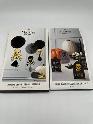 Martha Stewart Halloween Panal Colgante con Calaveras y 4 Lápidas Caballete de Mesa Foto 1 de 4