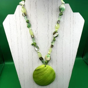 Collana Perline Verde Ciondolo Grosso Boho Regolabile Primavera Estate Dichiarazione - Foto 1 di 12