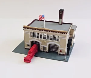 EDIFICIO DE ESTACIÓN DE BOMBEROS BFD ESCALA HO REALISTA No. 89 - Imagen 1 de 8