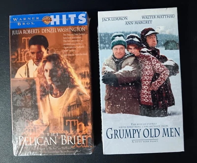 Lot of 2 Factory Sealed VHS Movies 'Grumpy Old Men' & The Pelican Brief - Warner Foto 1 de 4