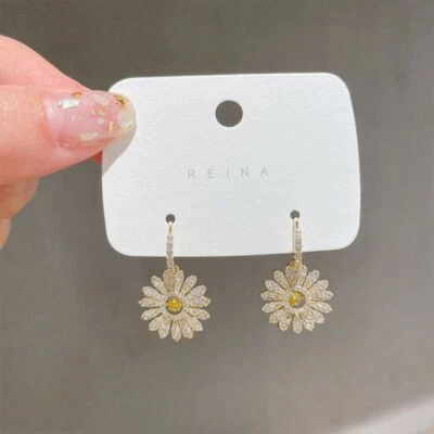 Women Zircon Daisy Earring Lady Elegant Shiny Earrings Wedding Ear Dangle 1Pair - Image 1 of 4