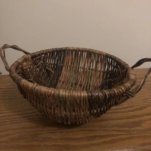 Vintage Woven Basket - Picture 1 of 11