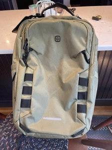 Swiss Gear Hitch 22" Travel Backpack 5220 Olive Branch Laptop Weekender New - Picture 1 of 12