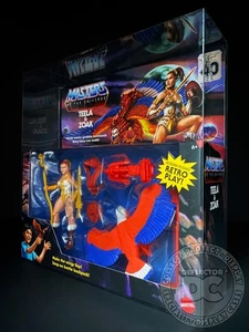 Figura DEFLECTOR DC® Masters Of The Universe Origins Teela & Zoar ESTUCHE DE EXHIBICIÓN - Imagen 1 de 2