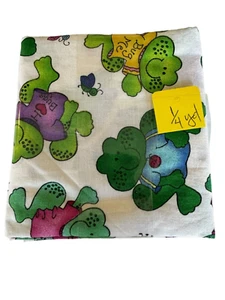 Frog Cotton Fabric White Green 1/4 Yard Kids Fun Playful Animal Bug Me Sewing - Picture 1 of 5