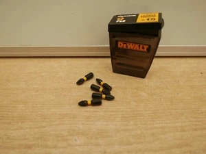 DEWALT 5 X PZ2 SCHLAGSCHRAUBER-BITS X 25 MM - Bild 1 von 1