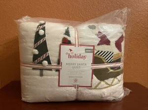 New Pottery Barn Kids Merry Santa Twin Quilt Christmas Holiday Season! - Picture 1 of 1