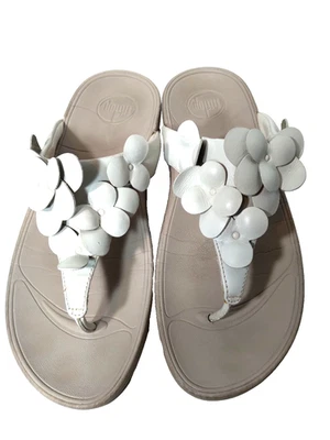 FITFLOPS - бежевый цвет с цветами - США размер 8 - микро Wobbleboard - Изображение 1 из 4