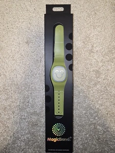 NEU Disney Magic Band Plus einfarbig olivgrün ungegliedertes Kabel enthalten - Bild 1 von 1