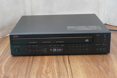 ADCOM GCD-700 5-Disc CD Compact Disc Changer - No Remote - Working - As Is - Image 1 of 4