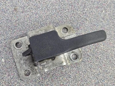 BONITO USADO ORIGINAL PORSCHE 924 924S 944 LADO DEL CONDUCTOR INTERIOR MANIJA DE PUERTA NEGRA Foto 1 de 4