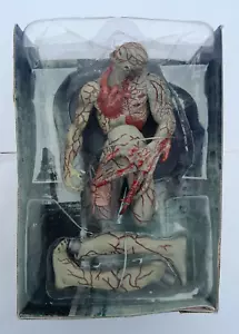 ACTION FIGURE NECA RESIDENT EVIL ARCHIVES SERIE 3 TYRANT NUOVA DI ZECCA SENZA SCATOLA - Foto 1 di 1
