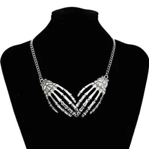 Women Gothic Punk Skeleton Hand Vintage Hip Hop Skull Halloween Pendant Necklace - Picture 1 of 6