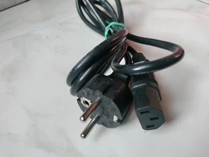 Cable d'alimentation 230 V 3 Broches pour Ordinateur/Playstation/Imprimante/TV - Photo 1/3