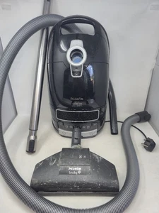 Aspiradora Miele Power Plus 5000 300-2200W - Buen estado de limpieza - Imagen 1 de 9