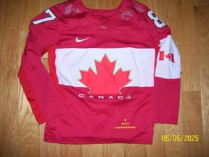 Camiseta deportiva Team Canada Sidney Crosby Nike para niños talla S/M RARA - Imagen 1 de 2