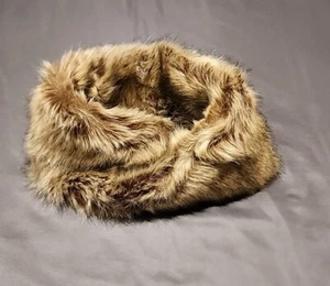 Brown Tan  Lightweight Faux Fur Neck Warmer Wrap Scarf One Pc  - Picture 1 of 9