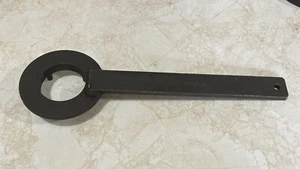 Used Kawasaki 57001-1043 Bevelled Gear Holder Tool - Picture 1 of 4