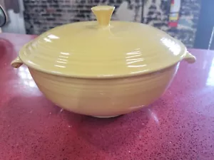 Vintage Homer Laughlin Fiesta Yellow 8 in Casserole Dish - Picture 1 of 7