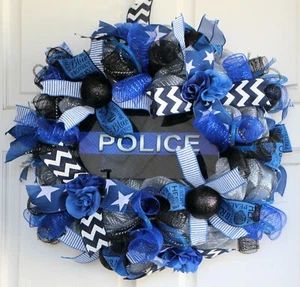 POLICE WREATH, Back The Blue, Hero Brave Protect and Serve Mesh Door Decor - Picture 1 of 4