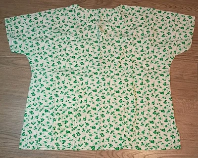 Blusa Médica Mujer 2XL Multicolor Manga Corta. Usado. Foto 1 de 3