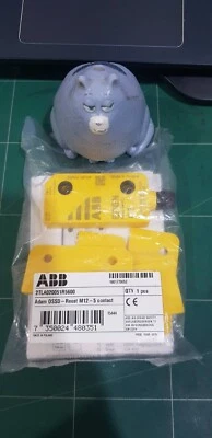 Adam OSSD-Reset M12-5 contact ABB Eden 2TLA020051R5600 - Image 1 of 4