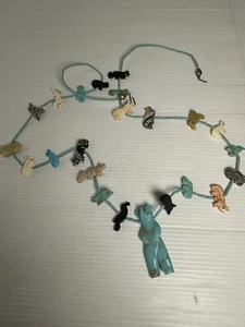 Vintage Zuni Fetish Animal Carved Stone Necklace - Foto 1 di 5