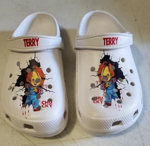 "CHUCKY" CROCS - NAGELNEU / NIE GETRAGEN GR. 11 US, GR. 45 EUROPÄISCHER LOOK!! - Bild 1 von 4