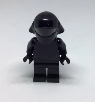 Lego 75132 White Crew MiniFigure Gunner Star Wars First Order Battle Pack - Image 1 of 3