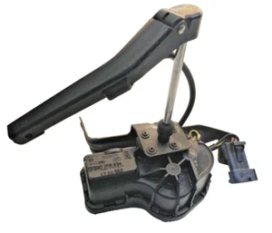1996-1999 SAAB 9-3 0390206934 Bosch Window wiper motor 0390206934 - Picture 1 of 4