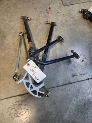 2007 Ski-doo Mxz 550 600 800 Tnt  Oem Right Lower A Arms Spindal  860512500  - Image 1 of 2
