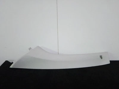 Suzuki XL-7 2007-2009 LADO DEL CONDUCTOR IZQUIERDO UN PILAR MOLDURA GRIS 25792621 Foto 1 de 4