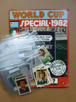 1982 FKS WORLD CUP SPECIAL Album with Stickers / Almost Complete - READ - Image 1 of 4
