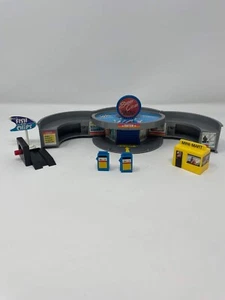 *VINTAGE* Micro Machines Car Wax "Winning Shine" Spielset mit Zubehör Galoob - Bild 1 von 6