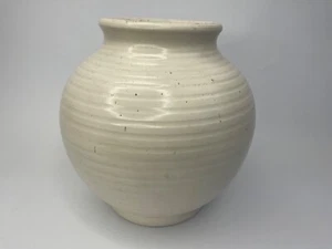 William Moorcroft Vase 1930s 22cm Natural studio line ovoid vase cream glaze - Picture 1 of 11