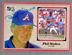 *PHIL NIEKRO*  1983 Donruss Jumbo Hand-Signed Auto  ATLANTA BRAVES - Picture 1 of 1