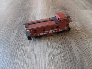 VINTAGE HO TRAIN CAR ILLINOIS CENTRAL 9837 4 3/4 INCH LONG - Picture 1 of 3