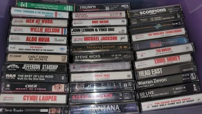 35x Cassette Tape Lot Michael Jackson Bad U2 John Lennon Yoko Men At Work Nugent Foto 1 de 4