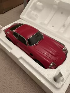 CMC 1:18 ASTON MARTIN DB4 GT ZAGATO COUPE 1961 RED M-146 1000 pcs - Picture 1 of 8