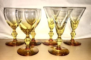"Juego de 6 vasos cordiales/jerez transparentes y ámbar surtidos vintage - 4 3/4" - Imagen 1 de 8