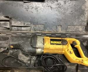 DEWALT DW309 in Case*READ**- Free Shipping - Picture 1 of 5