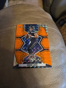 Drew Lock 2022 Panini Mosaic Orange Reactive Prizm #169 Seattle Seahawks NFL - Bild 1 von 2